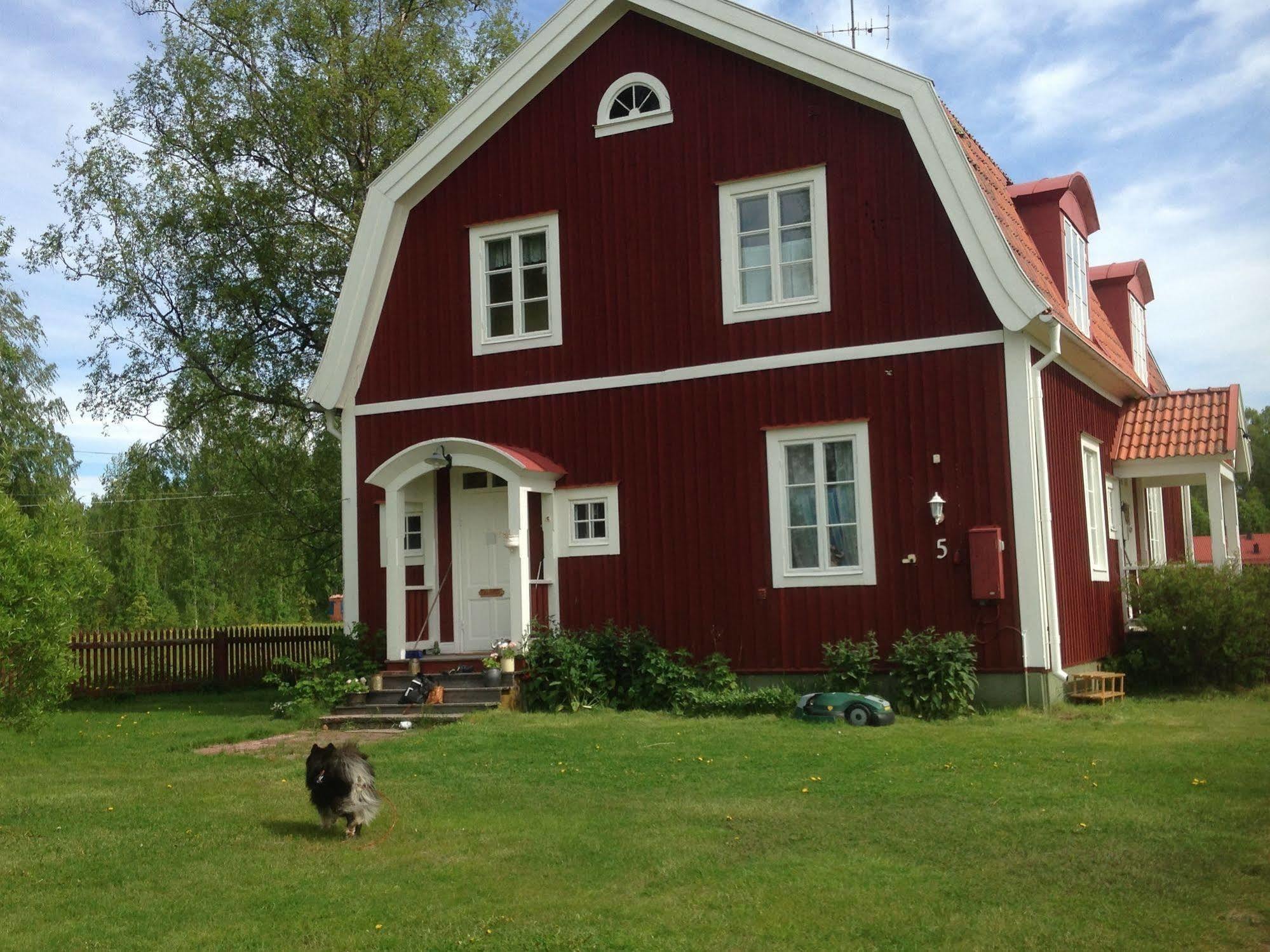 Mora Vandrarhem Och Gaesthem Vinäs Buitenkant foto